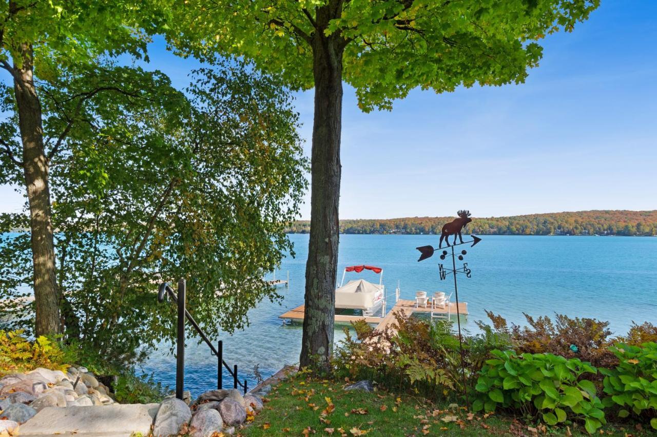 Walloon Lake Cottage Boyne City Ngoại thất bức ảnh