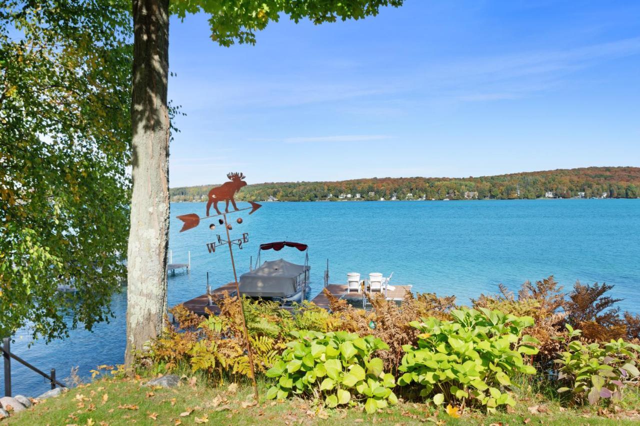 Walloon Lake Cottage Boyne City Ngoại thất bức ảnh