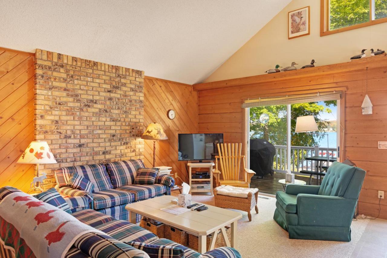 Walloon Lake Cottage Boyne City Ngoại thất bức ảnh