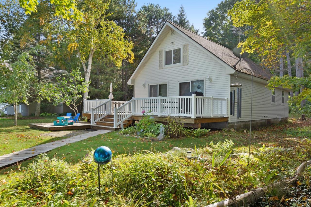 Walloon Lake Cottage Boyne City Ngoại thất bức ảnh